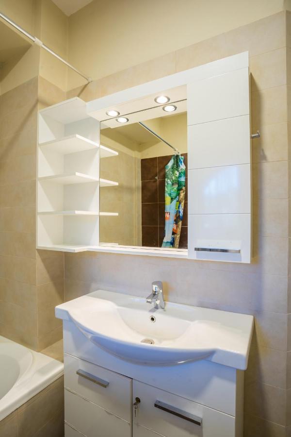 Irida'S Guesthouse Никиана Экстерьер фото